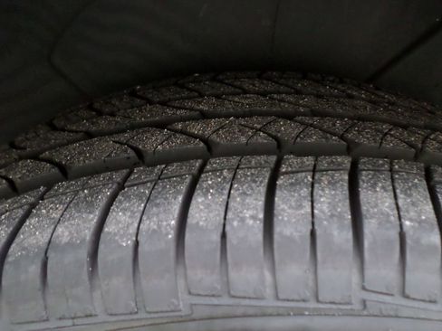 Used 2012 Hyundai Santa Fe SE image 27