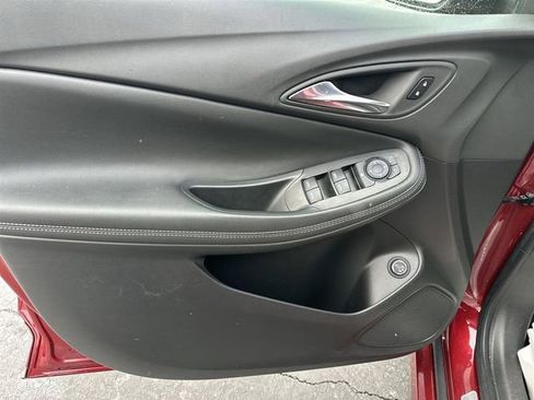 Used 2023 Buick Encore GX Select w/ Sport Touring Package image 21