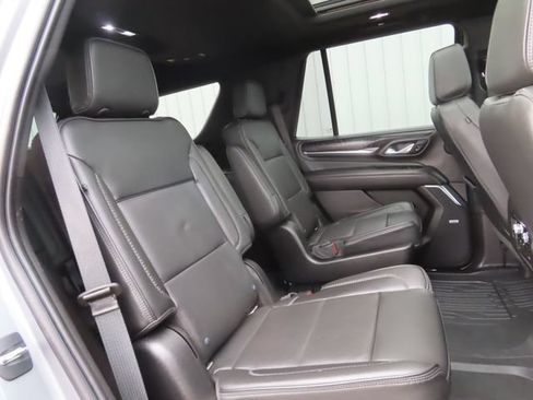 Used 2021 GMC Yukon Denali w/ Denali Premium Package AWD/4WD image 31
