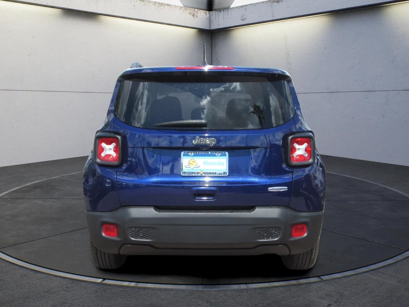 Used 2020 Jeep Renegade Latitude FWD image 7