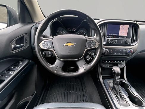 Used 2022 Chevrolet Colorado Z71 AWD/4WD image 6