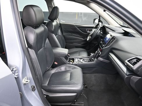 Used 2021 Subaru Forester Limited image 25