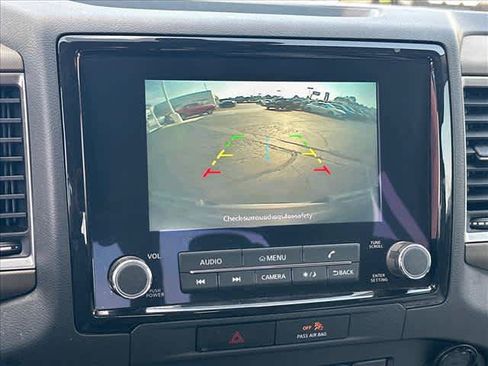 Used 2022 Nissan Frontier SV w/ Technology Package AWD/4WD image 26