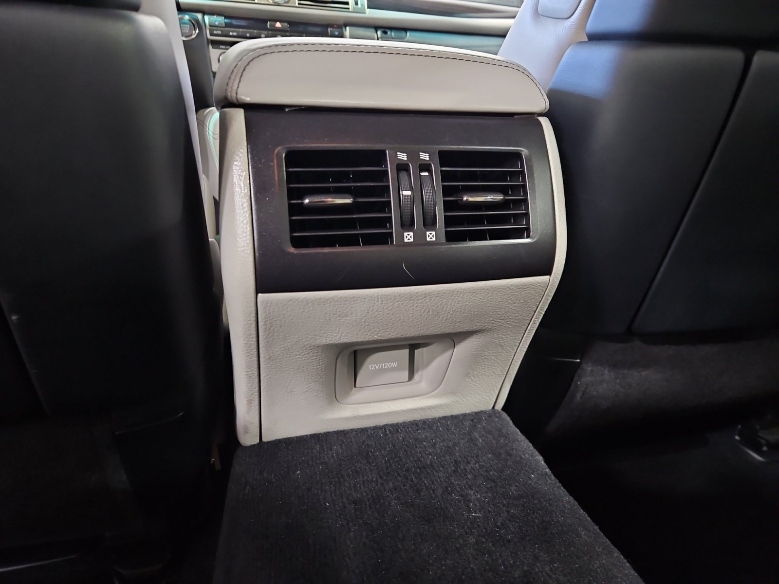 Used 2014 Lexus LS 460 w/ Comfort Package RWD image 14