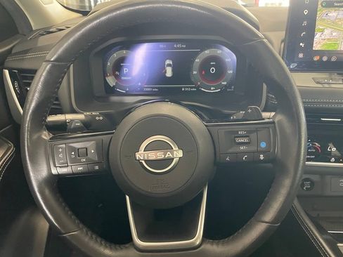 Certified 2024 Nissan Rogue Platinum FWD image 13