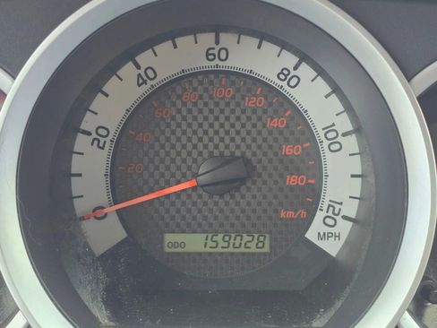 Used 2011 Toyota Tacoma PreRunner w/ TRD Sport Pkg RWD image 28
