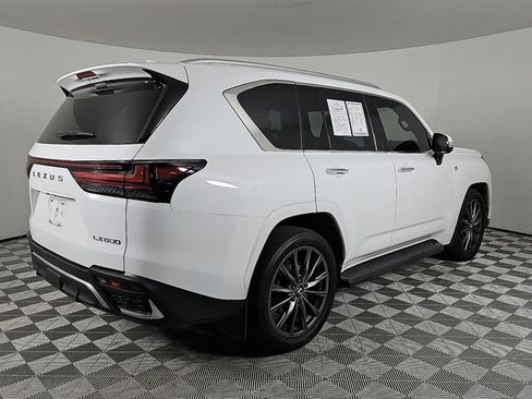 Used 2022 Lexus LX 600 F Sport image 7