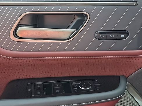 Used 2026 INFINITI QX80 Autograph image 9