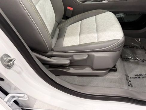 Used 2023 Chevrolet Bolt EUV Premier w/ Sun & Sound Package FWD image 19