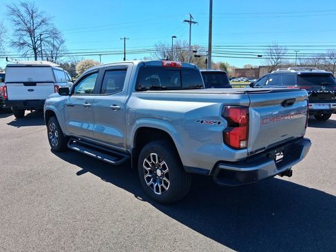 Used 2023 Chevrolet Colorado LT w/ LT Convenience Package III image 4