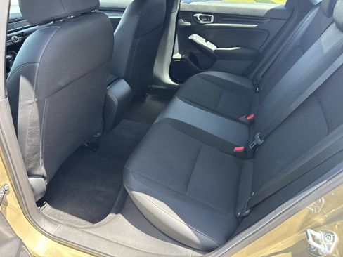 Used 2025 Honda Civic Sport image 25