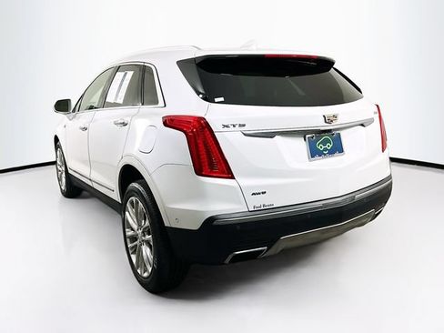 Used 2018 Cadillac XT5 Platinum w/ Driver Assist Package AWD/4WD image 7