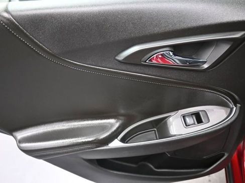 Used 2018 Chevrolet Malibu LT w/ Leather Package FWD image 19