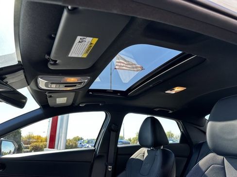 Used 2023 Hyundai Elantra N Line image 23