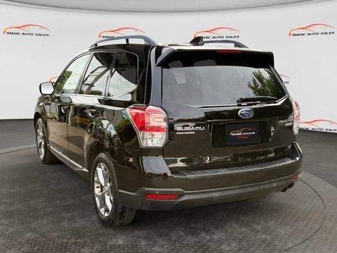 Used 2017 Subaru Forester 2.5i Touring AWD/4WD image 8