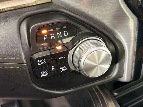 Used 2022 RAM 1500 Limited w/ Body-Colour Bumper Group AWD/4WD image 17