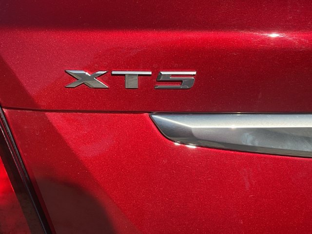 Used 2022 Cadillac XT5 Luxury FWD image 37