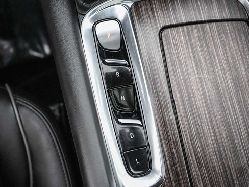 Used 2023 Buick Enclave Avenir w/ Avenir Technology Package FWD image 20