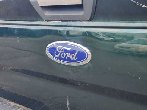 Used 2016 Ford F150 XLT AWD/4WD image 6