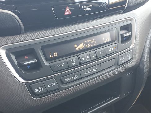 Used 2024 Honda Ridgeline Sport image 29