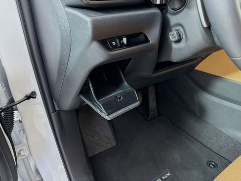 Certified 2025 Lexus NX 250 250 Premium image 10