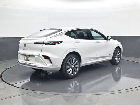 Used 2026 Buick Envista Avenir FWD image 5