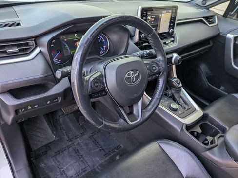 Used 2020 Toyota RAV4 XSE image 12
