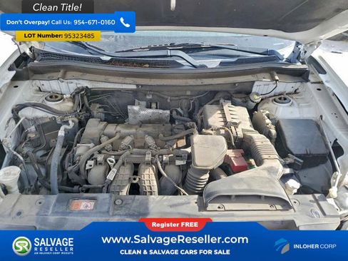 Used 2014 Mitsubishi Outlander SE image 15