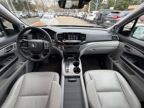 Used 2021 Honda Pilot Special Edition image 13