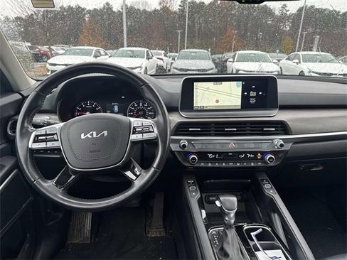 Certified 2022 Kia Telluride EX w/ EX Premium Package image 2