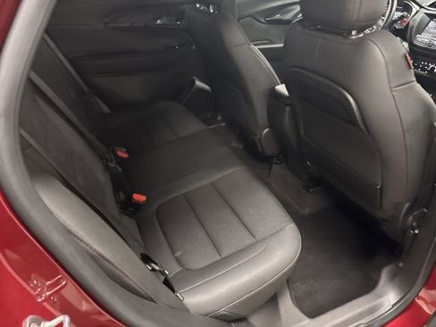 Used 2023 Chevrolet TrailBlazer RS FWD image 11
