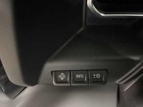 Used 2024 GMC Sierra 1500 AT4 w/ Technology Package AWD/4WD image 19