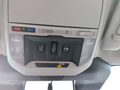 Used 2024 Subaru Forester Premium image 31