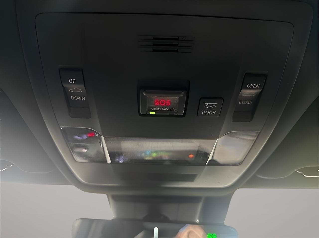 Used 2019 Lexus UX 250h w/ Premium Package AWD/4WD image 14