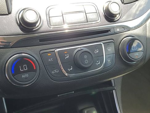 Used 2014 Chevrolet Impala LT FWD image 14
