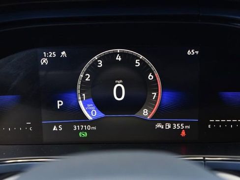 Certified 2023 Volkswagen Taos SE w/ Panoramic Sunroof Package AWD/4WD image 11