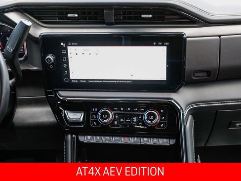 Used 2025 GMC Sierra 2500 AT4X w/ AT4X AEV Edition AWD/4WD image 12