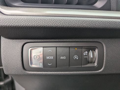 New 2026 Chevrolet Traverse LT w/ Driver Confidence Package image 33