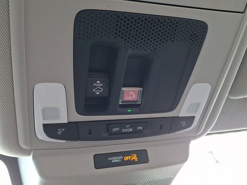 Used 2023 Honda Accord EX-L image 27