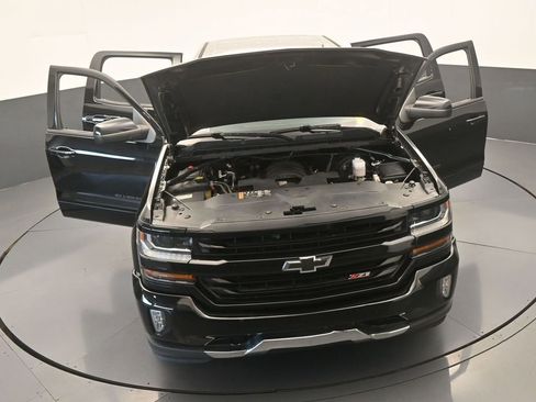 Used 2018 Chevrolet Silverado 1500 LT w/ All Star Edition AWD/4WD image 65