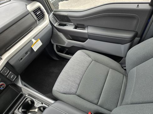 New 2026 Ford F250 XLT w/ XLT Premium Package image 16