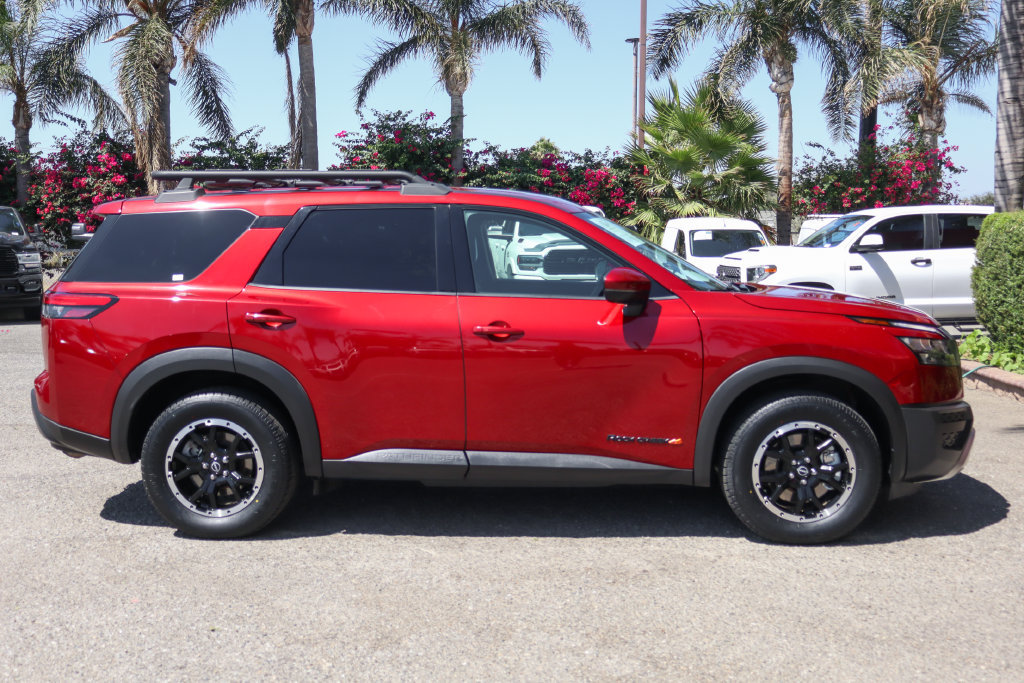 Used 2023 Nissan Pathfinder Rock Creek AWD/4WD image 10