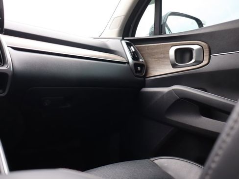 Used 2023 Kia Sorento X-Line EX image 43