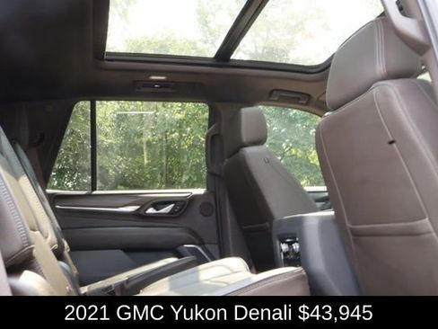 Used 2021 GMC Yukon Denali w/ Denali Premium Package image 13