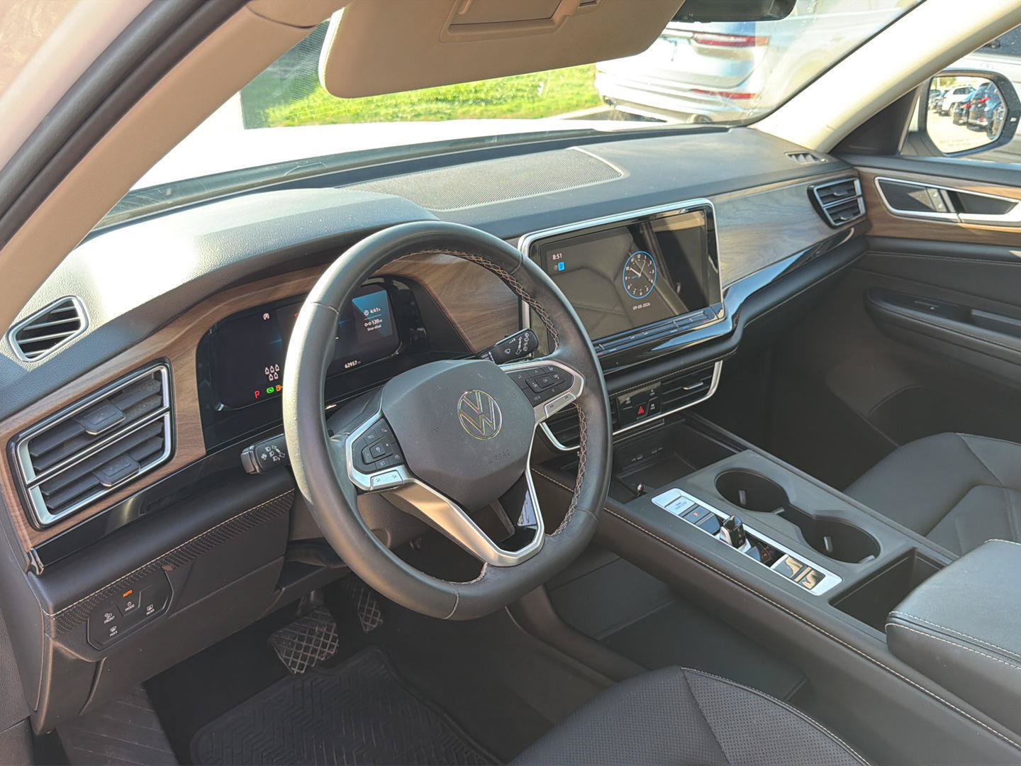 Used 2024 Volkswagen Atlas SE FWD image 20