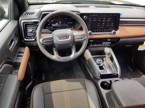 New 2025 GMC Canyon AT4 w/ Nightfall Edition image 15