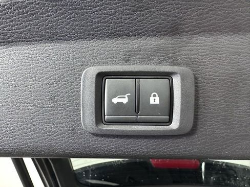 Used 2023 Mitsubishi Outlander SEL 40th Anniversary image 16