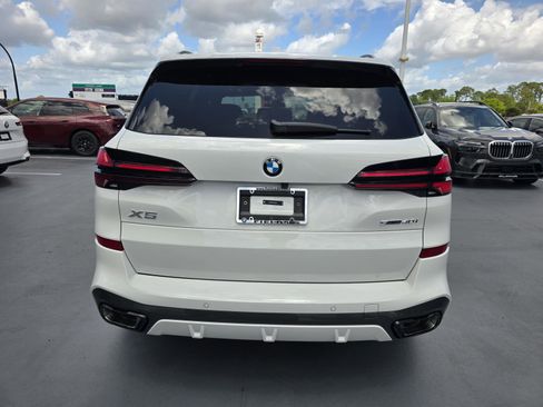 New 2026 BMW X5 sDrive40i w/ M Sport Package RWD image 4