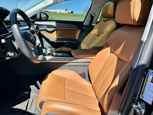 Used 2023 Audi A8 L 3.0T w/ Luxury Package image 11