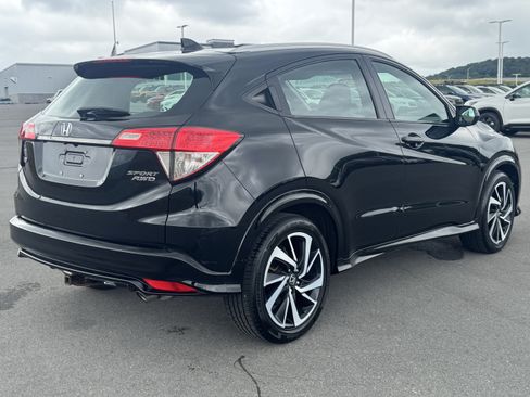 Used 2019 Honda HR-V Sport image 3